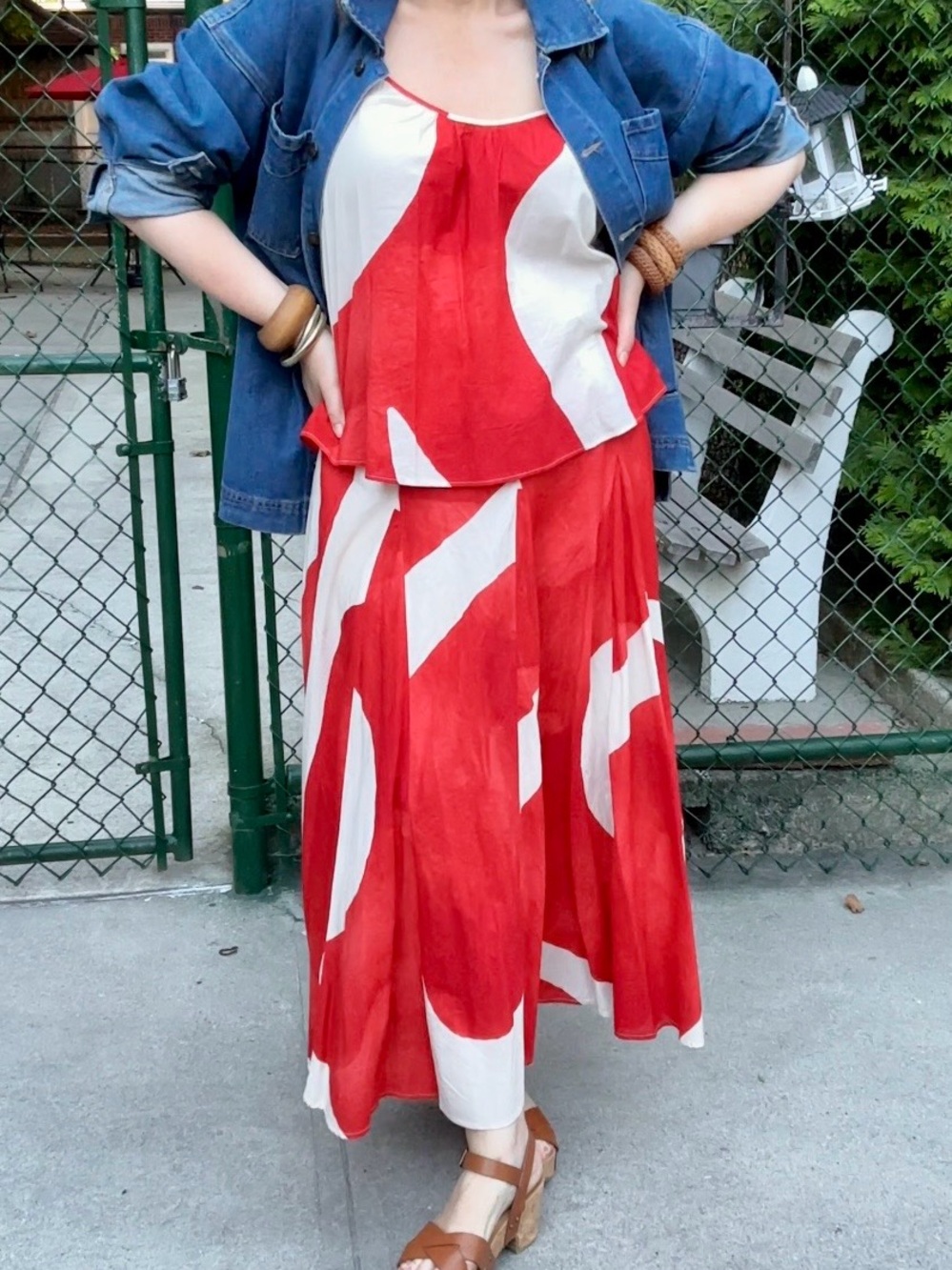 H&M Red and Ivory Abstract Swing Cami & A-Line Maxi Skirt 2 Piece Matching Set - Picture 8 of 9